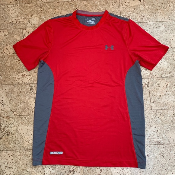 Under Armour Other - Under Armour Fitted Athletic Shirt